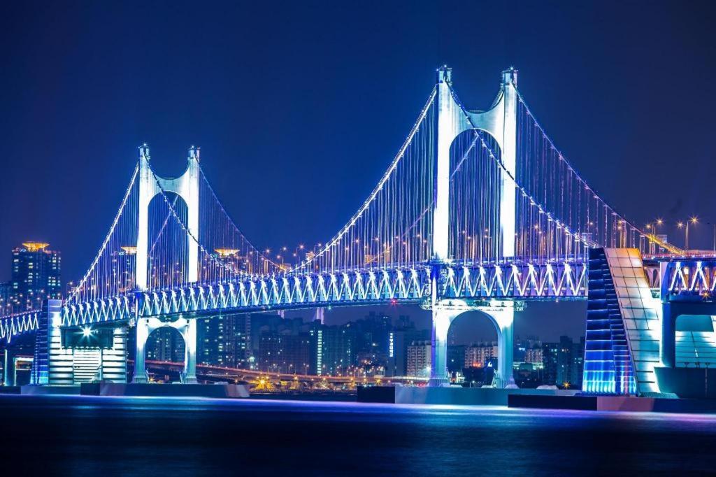 Ramada Encore By Wyndham Busan Haeundae Εξωτερικό φωτογραφία