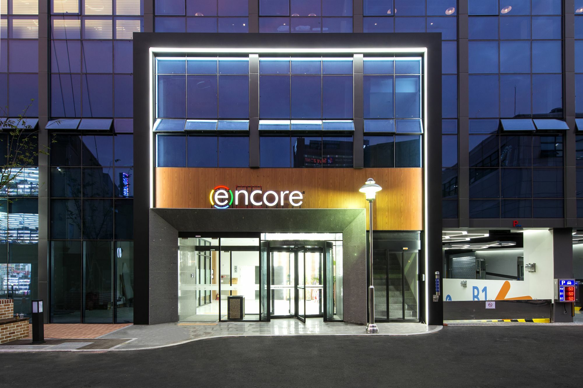 Ramada Encore By Wyndham Busan Haeundae Εξωτερικό φωτογραφία