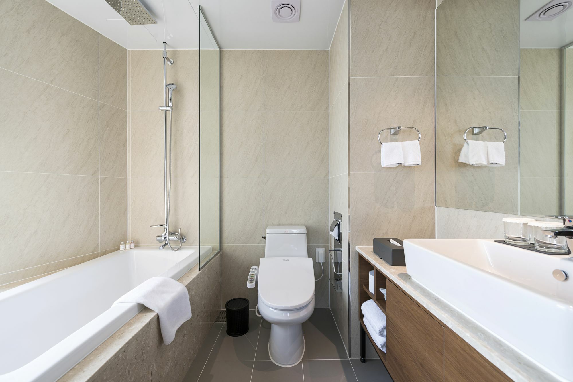 Ramada Encore By Wyndham Busan Haeundae Εξωτερικό φωτογραφία